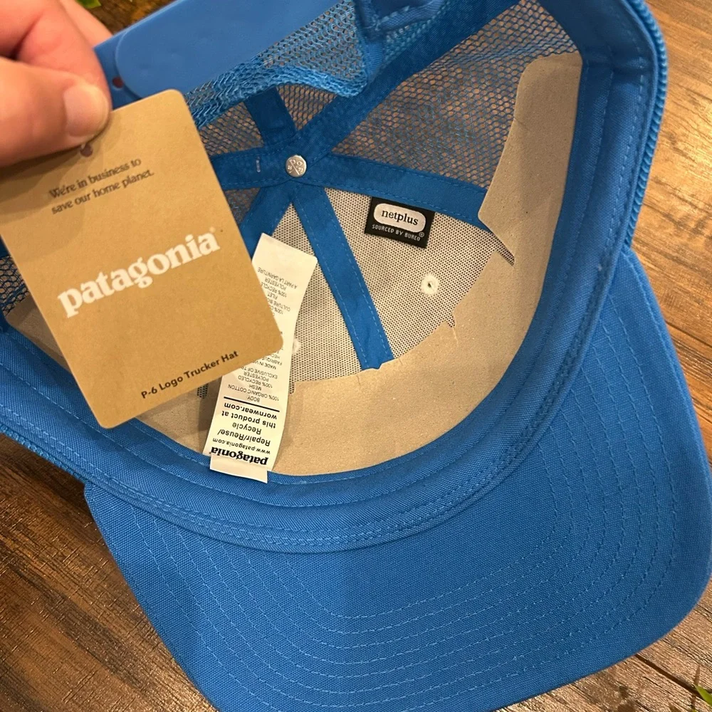NWT PATAGONIA P-6 Logo Trucker Hat Blue White - baseball hat menโs womenโs - Picture 4 of 5